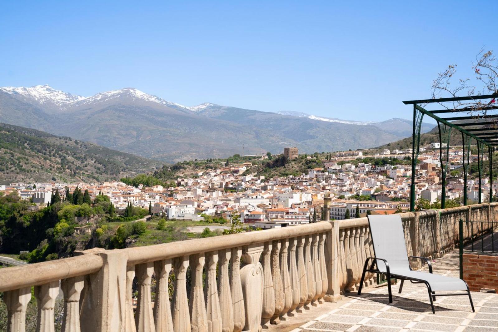 Вилла Breathtaking Velez Viewpoint Велес-де-Бенаудалья Экстерьер фото