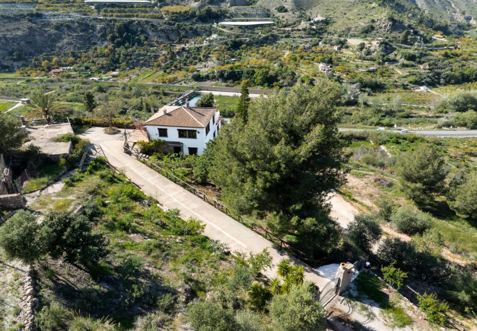 Вилла Breathtaking Velez Viewpoint Велес-де-Бенаудалья Экстерьер фото